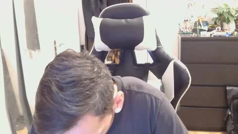 georgek0011 online show from 04.01.26