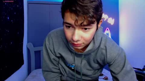 Snapshot of georgesmith_1 chatting on 12.23.24 GEORGE online show from 12.23.24