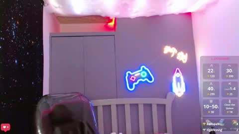 Snapshot of georgesmith_1 chatting on 12.28.24 GEORGE online show from 12.28.24