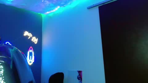 Snapshot of georgesmith_1 chatting on 01.12.25 GEORGE online show from 01.12.25