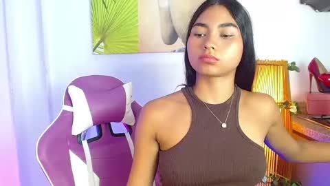 Snapshot of georgina_lulu chatting on 02.01.25 georgina_lulu online show from 02.01.25