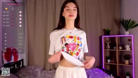 Snapshot of georginaarness chatting on 02.15.25 Georgina online show from 02.15.25