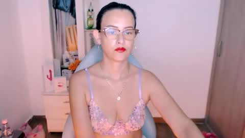 georgina Ferrer online show from 07.06.26