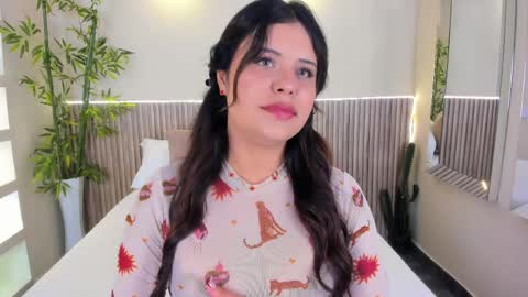 GeorginaReyes  online show from 06.04.26