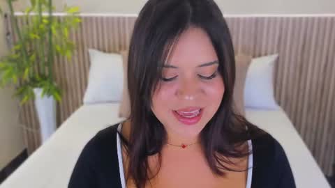 GeorginaReyes  online show from 07.24.26