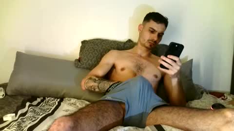 Snapshot of germanbigdic77 chatting on 01.06.26 HeteroGermanbigdic77 online show from 01.06.26