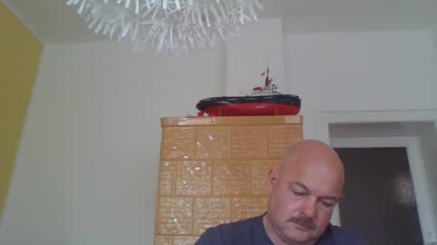Snapshot of gernelecker chatting on 05.31.26 gernelecker online show from 05.31.26