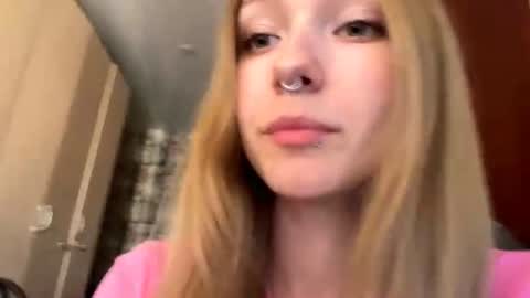 Sophie online show from 06.17.26