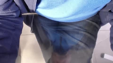 Snapshot of gesiur chatting on 02.11.25 geo online show from 02.11.25