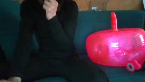 yessiyou online show from 02.23.25