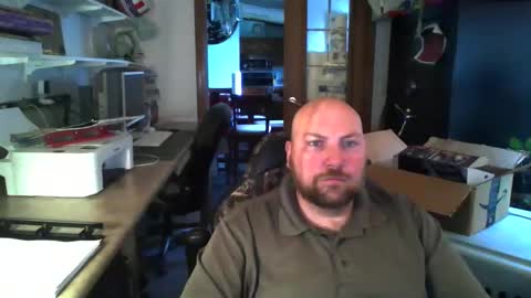 Snapshot of getrdonerite chatting on 10.25.25 getrdonerite online show from 10.25.25