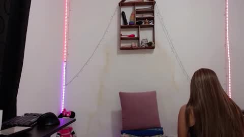 Snapshot of ghadats chatting on 02.18.25 L A U R A online show from 02.18.25