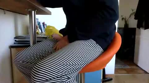 ghets2083 online show from 04.16.26