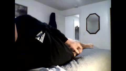 Snapshot of ghntrdan chatting on 12.21.25 shydan online show from 12.21.25