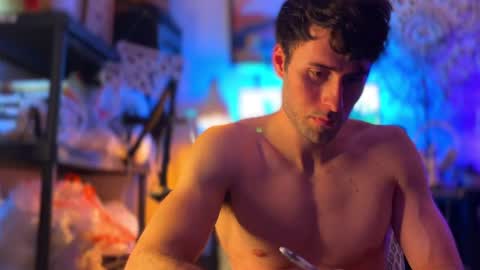 big boy ghost face online show from 10.03.25