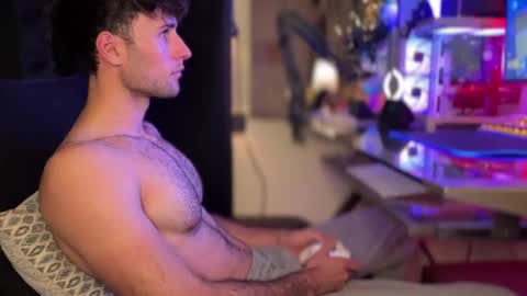 big boy ghost face online show from 11.05.25