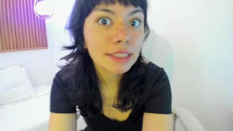 Snapshot of ghostmila chatting on 04.18.26 Milaa online show from 04.18.26