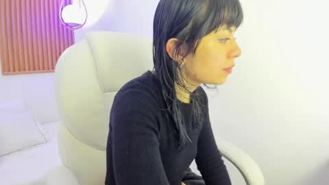 Snapshot of ghostmila chatting on 04.23.26 Milaa online show from 04.23.26