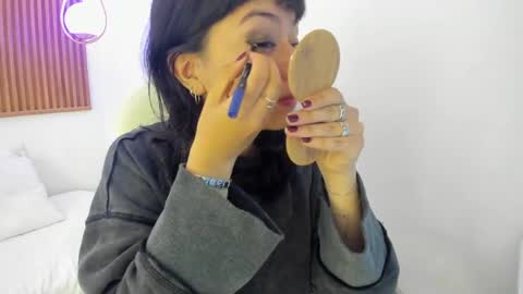 Snapshot of ghostmila chatting on 04.25.26 Milaa online show from 04.25.26
