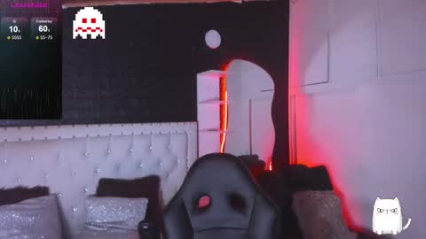 Snapshot of ghosty_doll chatting on 02.24.25 Allison online show from 02.24.25