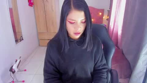 Snapshot of gia_contii chatting on 12.30.24 giaaaa   online show from 12.30.24