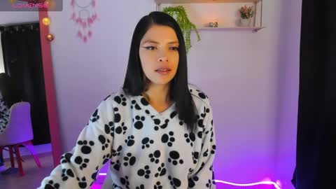 Snapshot of gia_contii chatting on 01.31.25 giaaaa   online show from 01.31.25