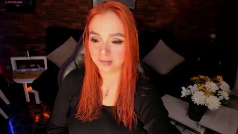 Snapshot of giabrook chatting on 10.26.25 Gia  online show from 10.26.25