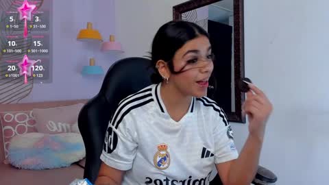 Gia  online show from 01.22.25