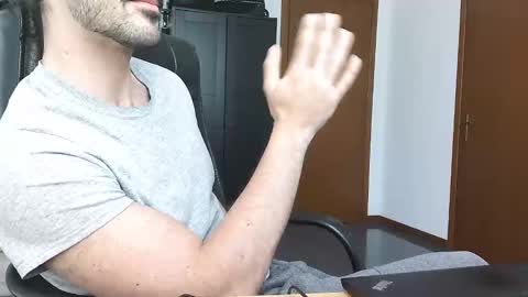 gianniamalfi online show from 04.16.26