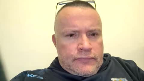 Snapshot of giddyup2222222 chatting on 11.30.25 giddyup2222222 online show from 11.30.25