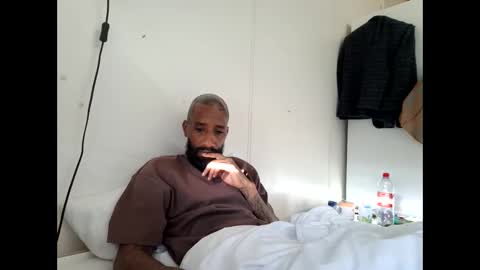 Snapshot of gide8n chatting on 04.07.26 Gideon online show from 04.07.26