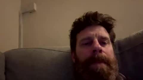 Snapshot of gilbertinio chatting on 12.16.25 Gilbert online show from 12.16.25