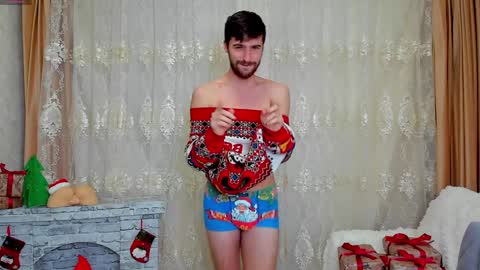 Snapshot of gilbertogonzales chatting on 12.08.24 gilbertogonzales online show from 12.08.24