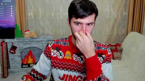 Snapshot of gilbertogonzales chatting on 12.19.24 gilbertogonzales online show from 12.19.24