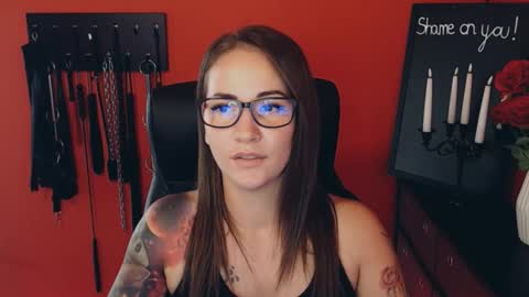 Snapshot of gina_hotlick chatting on 09.16.25 gina_hotlick online show from 09.16.25