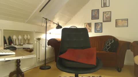 Gina online show from 01.25.25