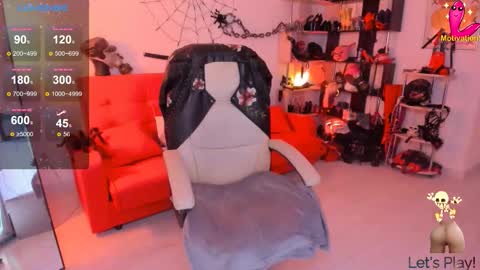 Gina Moor online show from 11.23.25