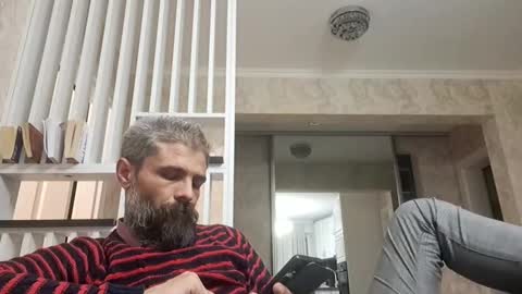 Snapshot of gindrie chatting on 12.06.24 Gabriel online show from 12.06.24