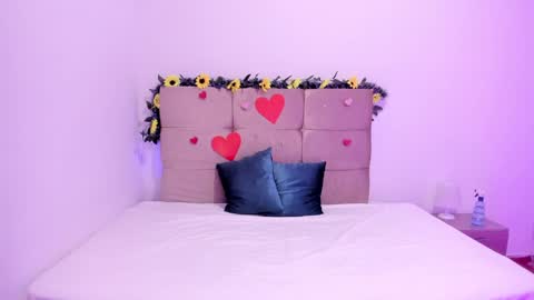 Snapshot of ginelawest chatting on 02.26.25 Gine online show from 02.26.25