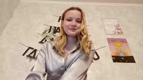 Snapshot of ginger_anna_est chatting on 05.19.26 Ginger Anna online show from 05.19.26
