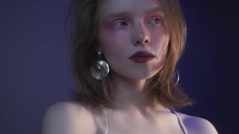        im expecting 350 thumbs up on my altar   online show from 02.03.26