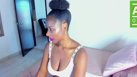 Snapshot of ginger_smil chatting on 05.14.26 Diana online show from 05.14.26