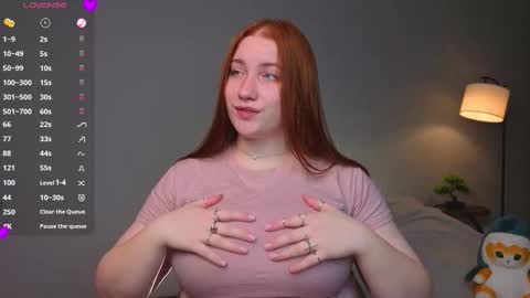 Snapshot of ginger_twinkle chatting on 10.15.25 Ginger online show from 10.15.25