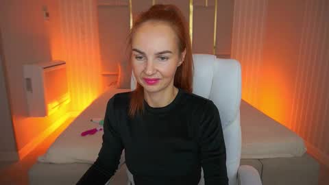 GinegerGazee online show from 10.22.25