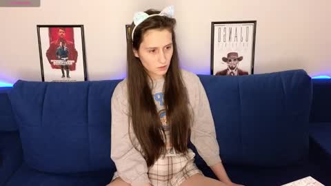 Ginnyg  online show from 12.23.24