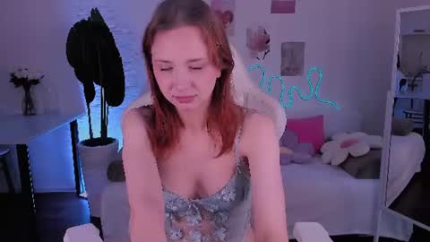 Snapshot of ginnygingergirl chatting on 07.25.26 Ginny online show from 07.25.26