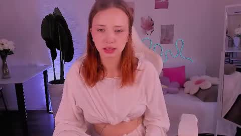 Snapshot of ginnygingergirl chatting on 07.26.26 Ginny online show from 07.26.26