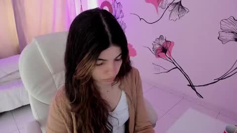 Kendall online show from 04.17.26