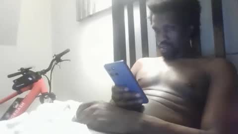Snapshot of gino_crazy87 chatting on 04.17.26 gino_crazy87 online show from 04.17.26