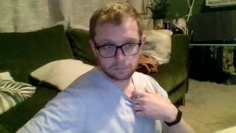 Snapshot of ginwood chatting on 02.08.25 ginwood online show from 02.08.25